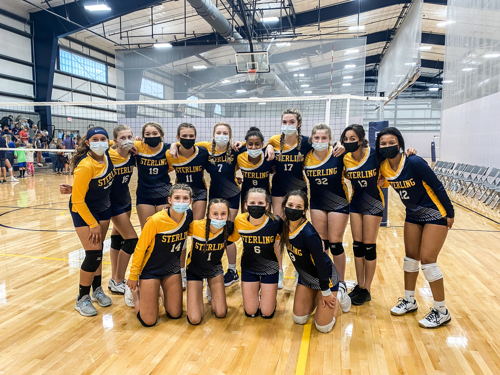 8th grade Gold Volleyball